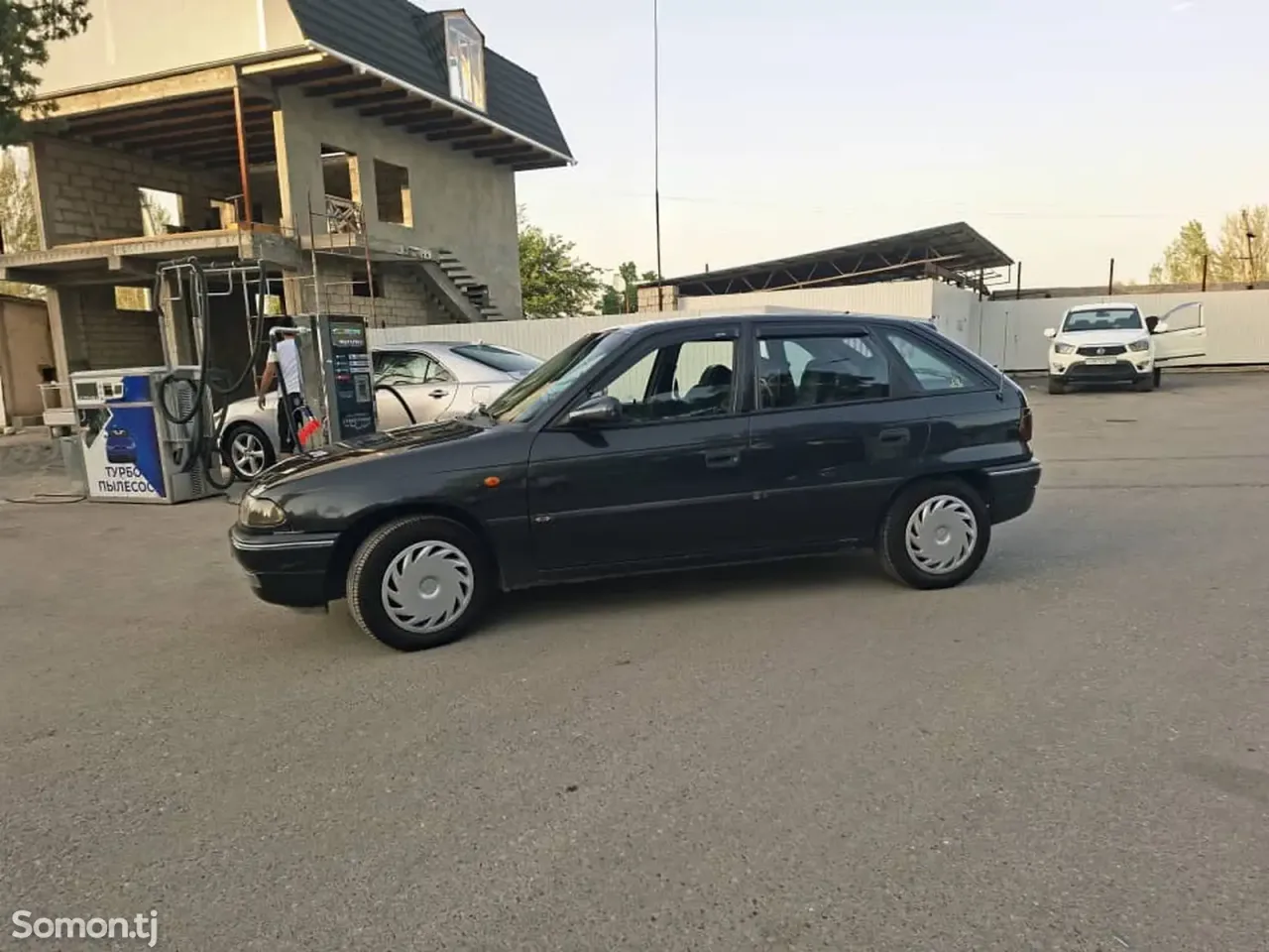 Opel Astra F 1997 · 1.6 AT