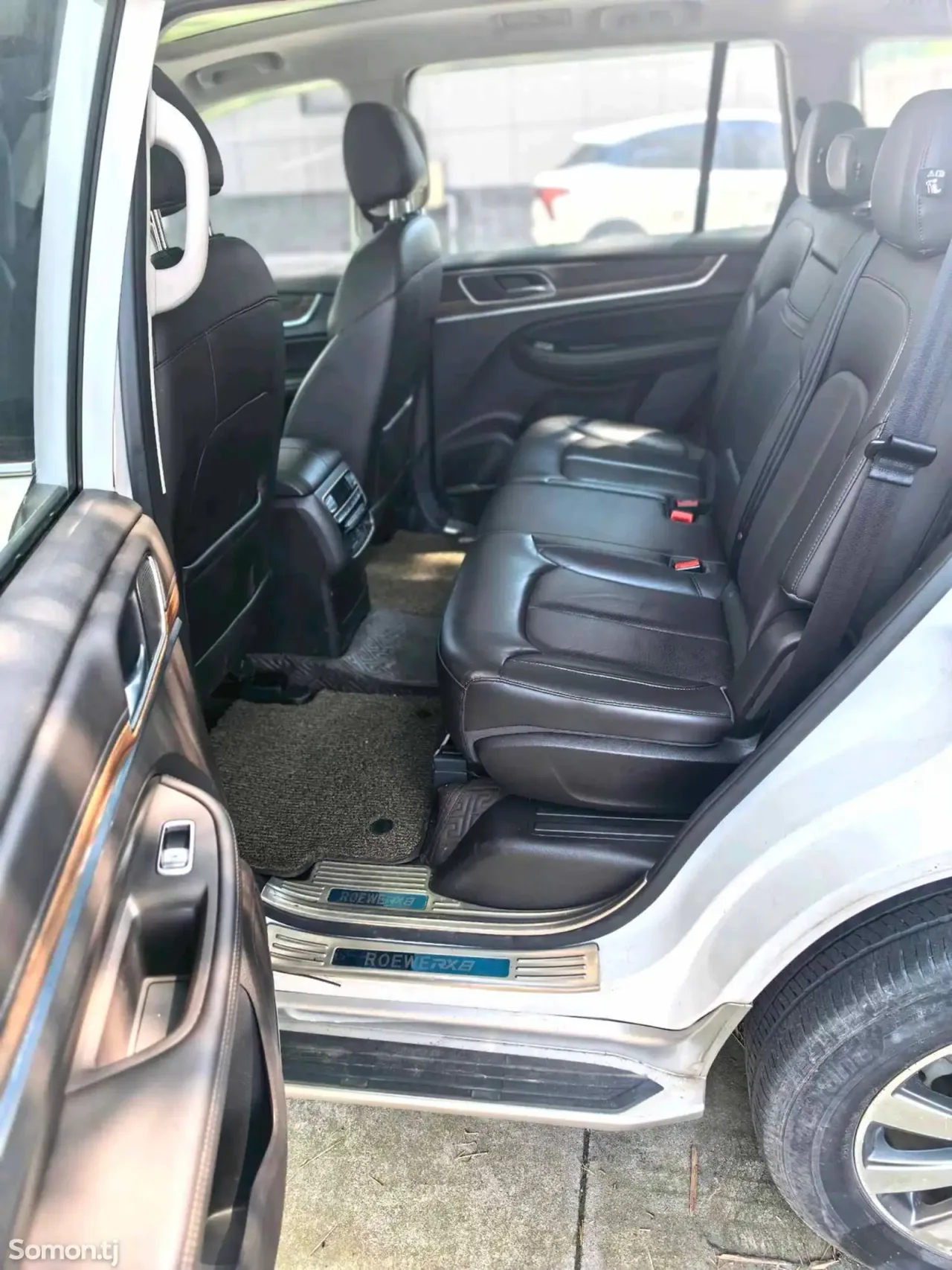 Roewe RX8 2018 · 2.0 AT