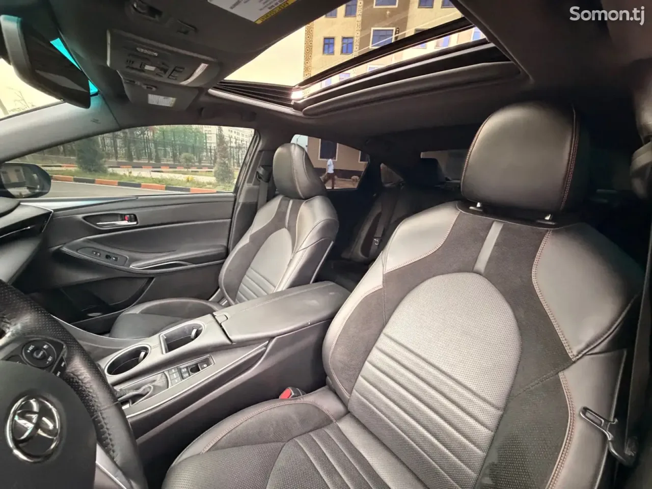 Toyota Avalon 2022 · 2.5 AT