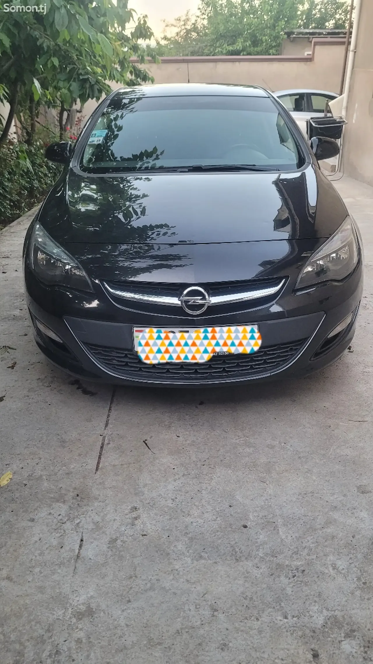 Opel Astra J 2014 · 1.4 MT