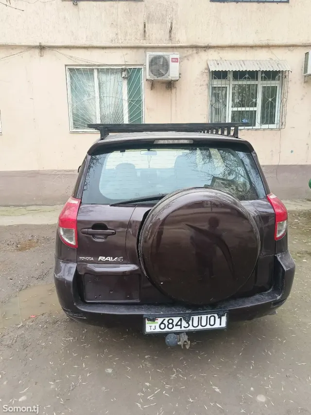 Toyota RAV 4 2008 · 3.0 AT