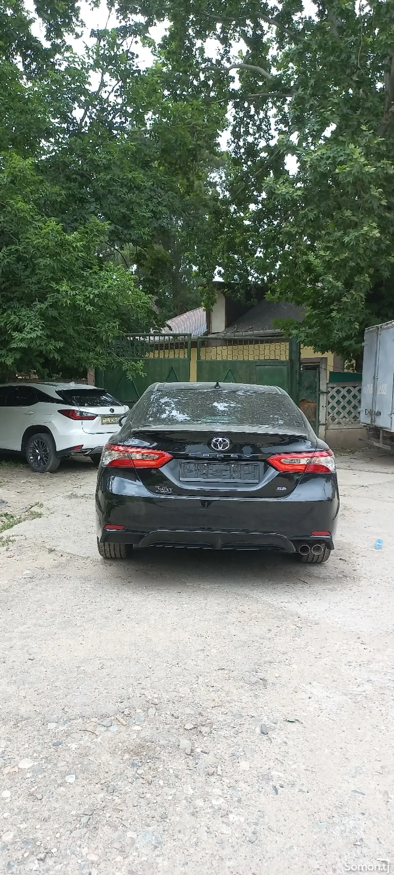 Toyota Camry 2018 · 2.5 AT