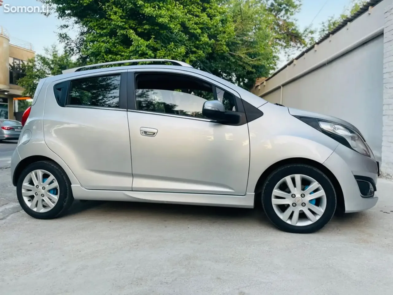 Chevrolet Spark 2014 · 1.1 AT