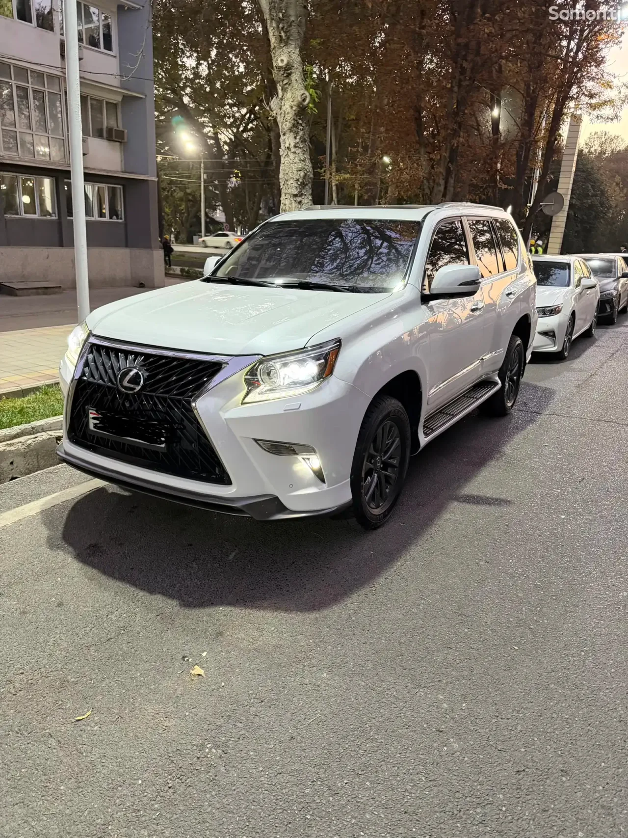 Lexus GX series 2016 · 4.6 AT