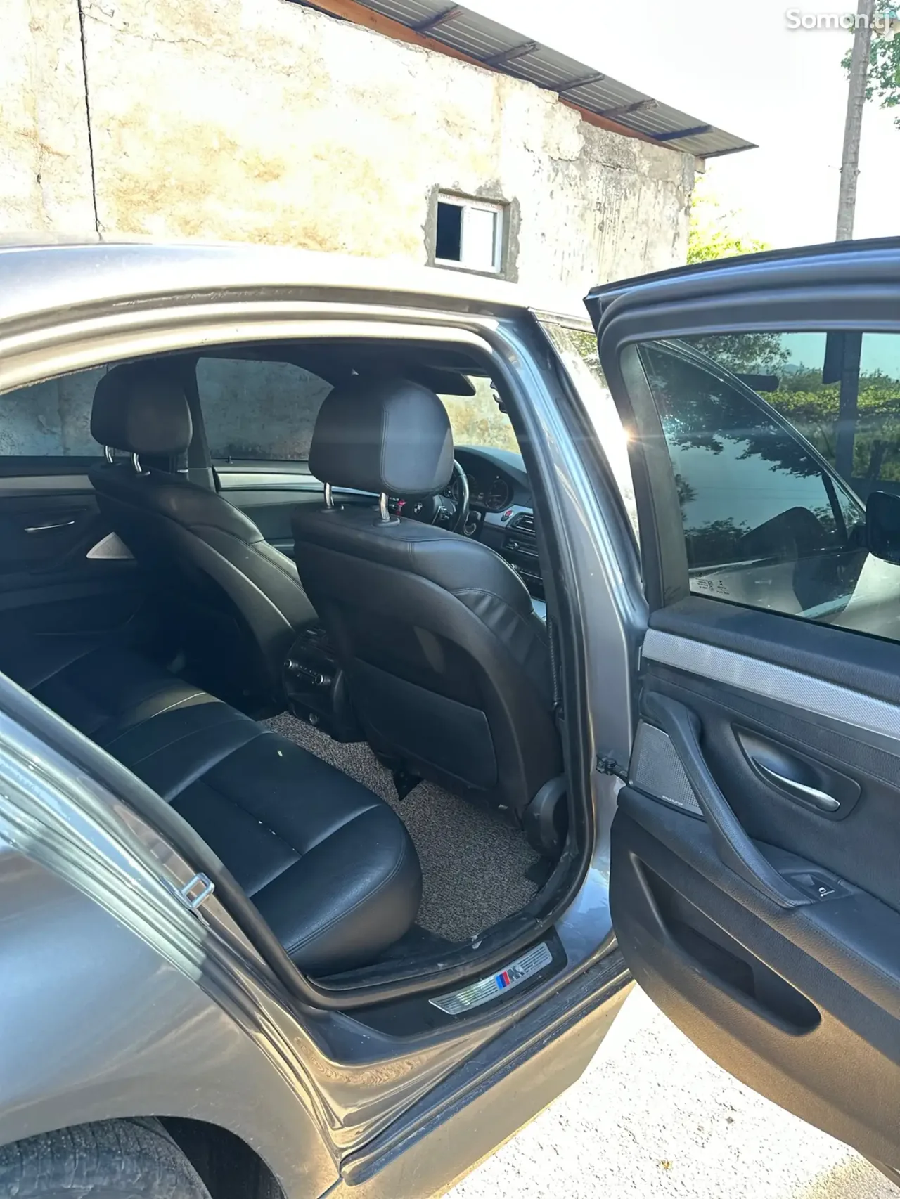 BMW 5 series 2014 · 3.0 AT