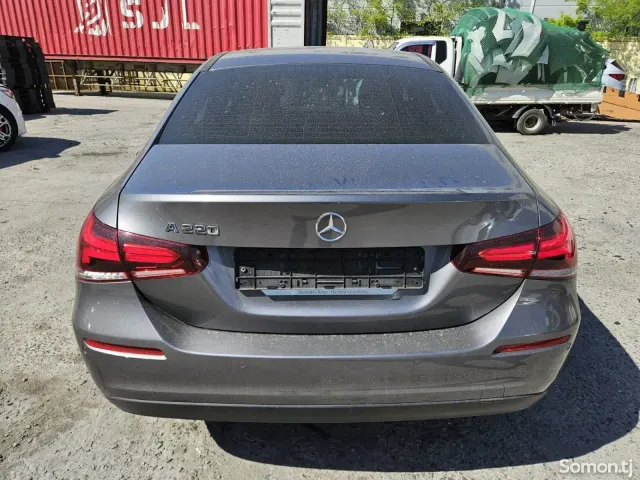 Mercedes-Benz A class 2020 · 1.9 AT