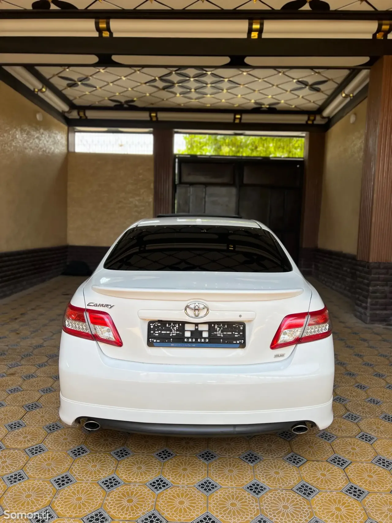 Toyota Camry 2010 · 2.5 AT