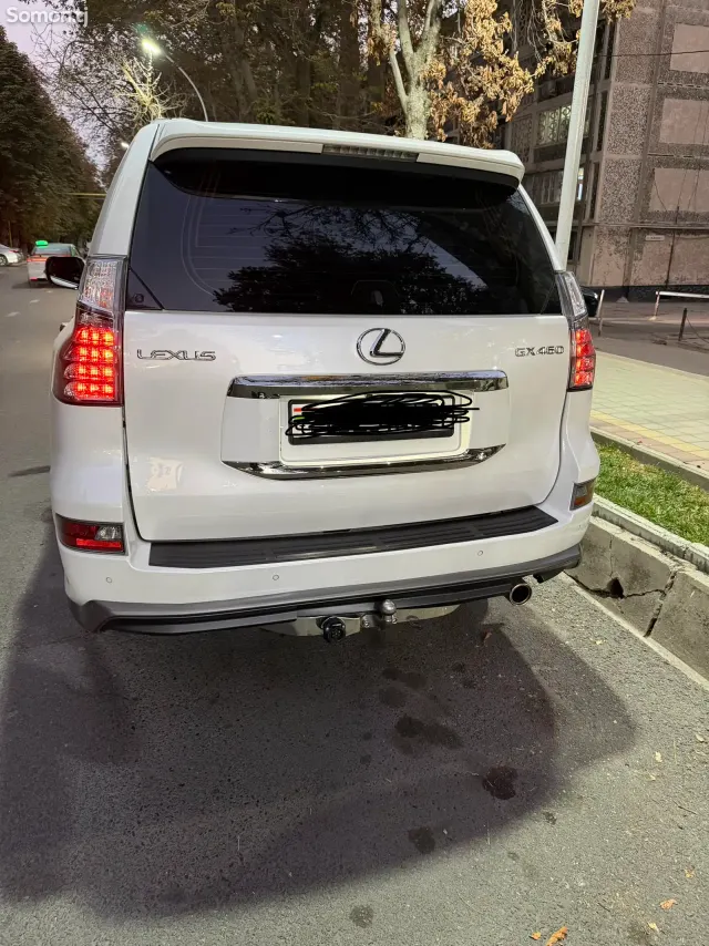 Lexus GX series 2016 · 4.6 AT