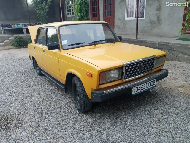 Lada (ВАЗ) 2107 2000 · 1.6 MT
