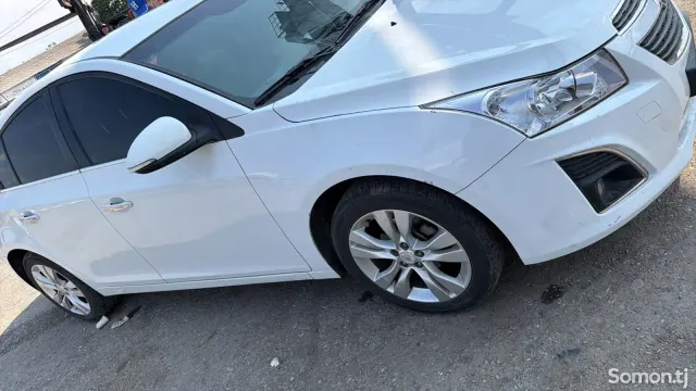 Chevrolet Cruze 2014 · 1.8 AT