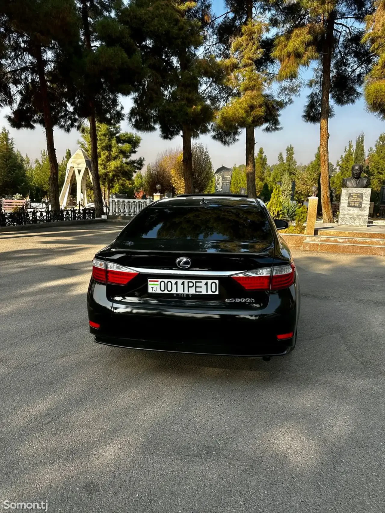 Lexus ES series 2014 · 3.0 AT