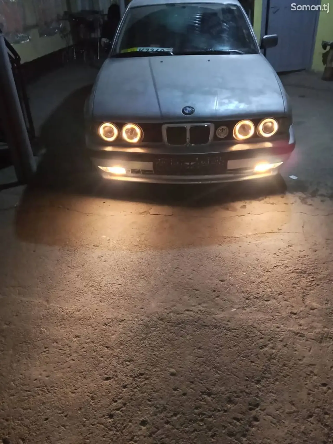 BMW 5 series 1995 · 1.8 MT