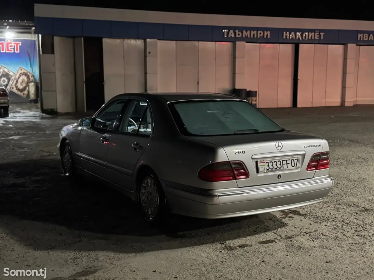 Mercedes-Benz E class 2001 · 2.0 AT