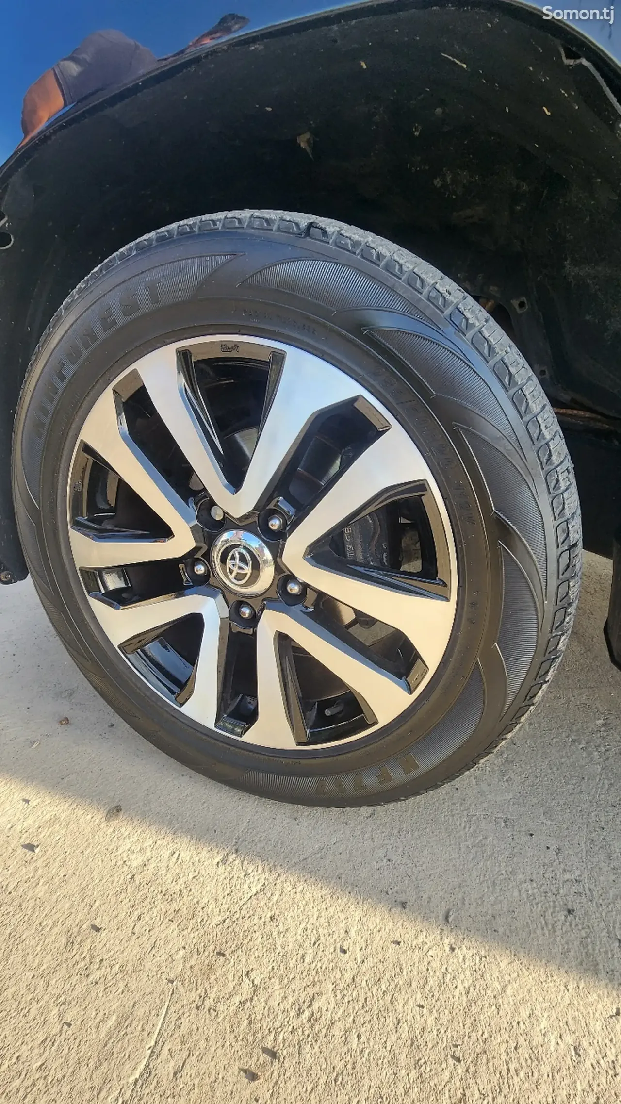 Toyota Land Cruiser 2011 · 4.5 AT