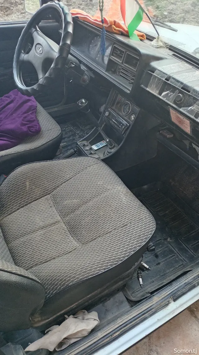 Lada (ВАЗ) 2107 2003 · 1.6 MT