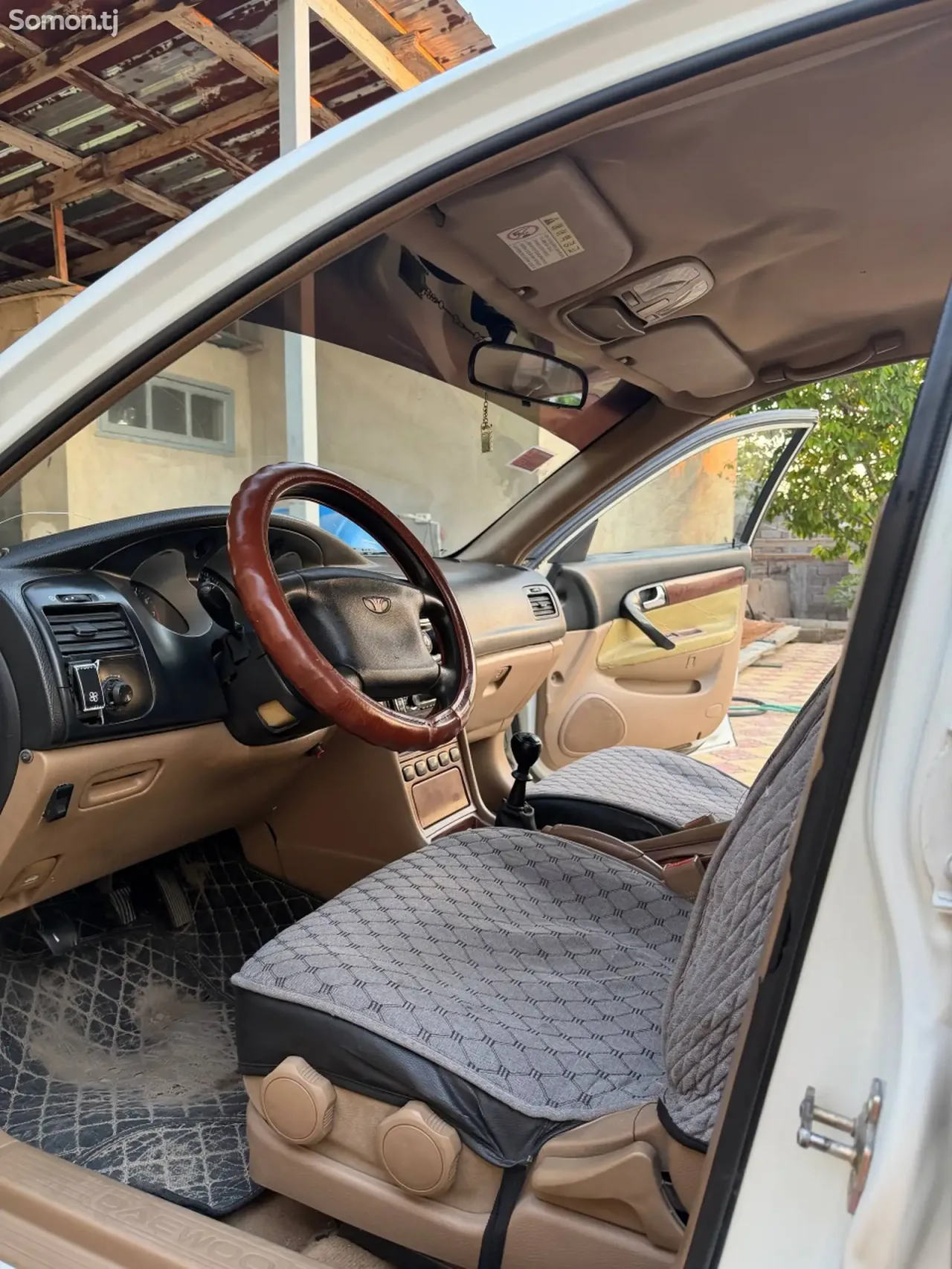 Daewoo Leganza 2001 · 1.8 MT