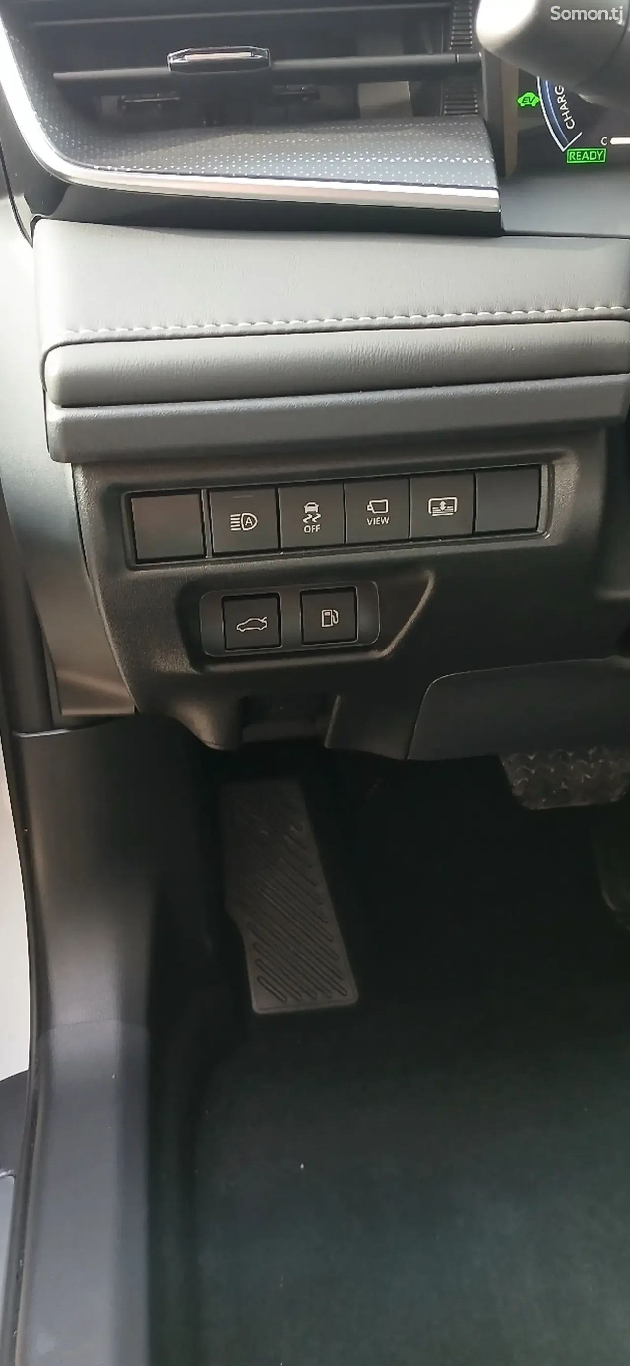 Toyota Camry 2026 · 2.5 AT