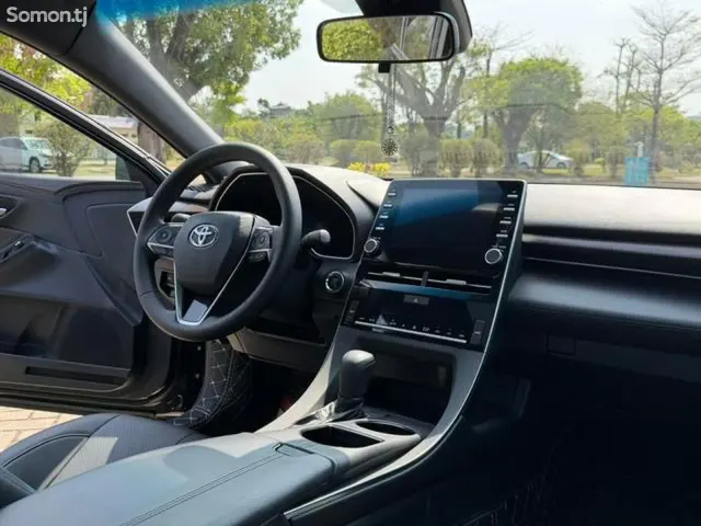 Toyota Avalon 2020 · 2.0 AT