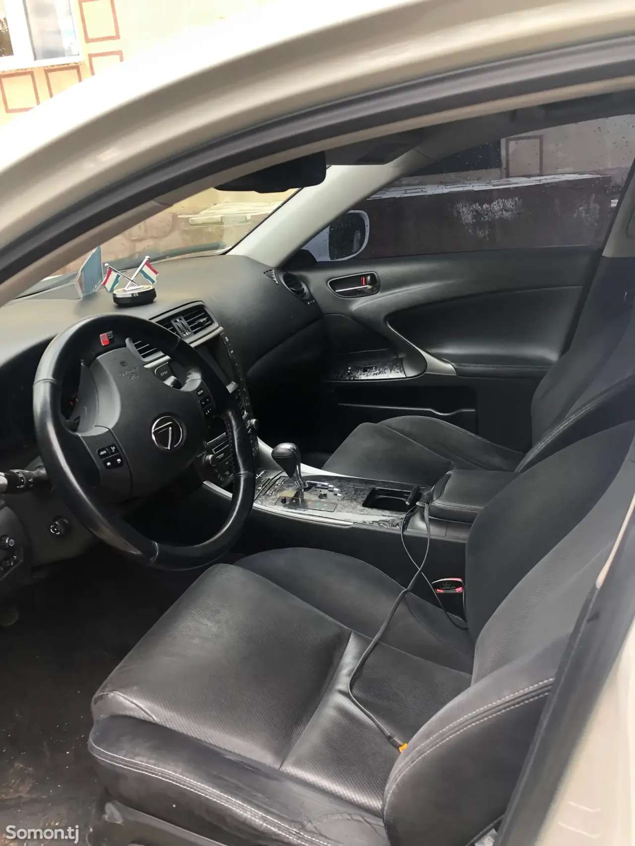 Lexus IS series 2008 · 2.5 AT