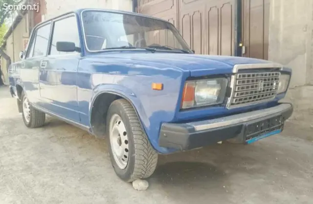 Lada (ВАЗ) 2107 2006 · 1.6 MT