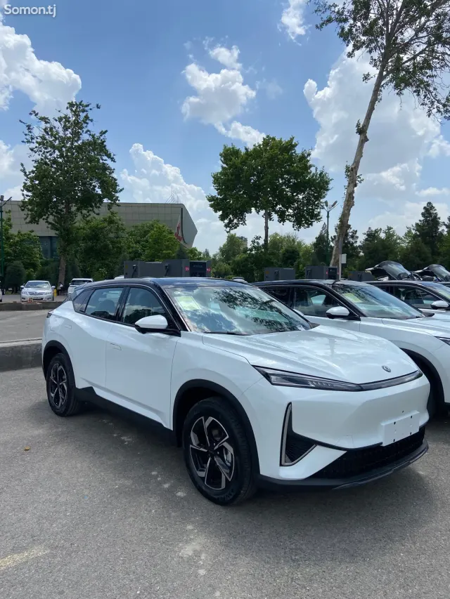 Dongfeng L7 2025 · AT