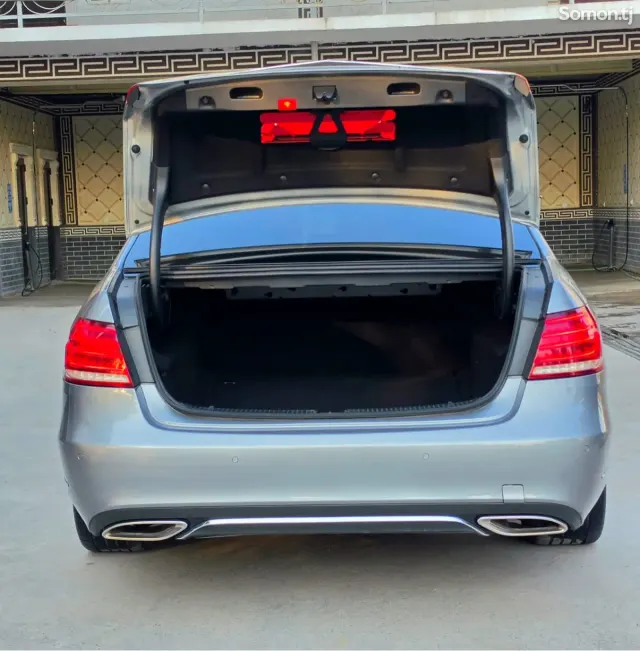 Mercedes-Benz E class 2014 · 3.0 AT