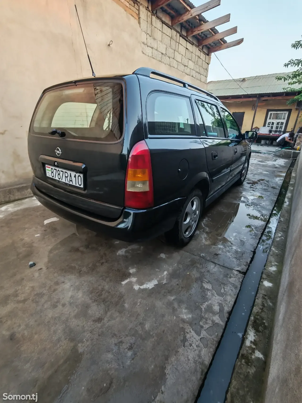 Opel Astra G 1999 · 1.6 MT