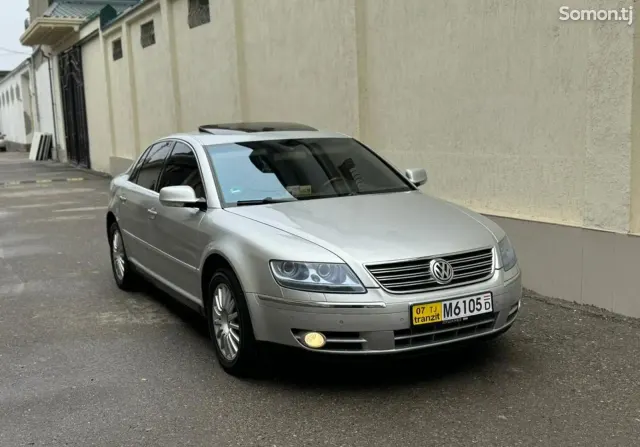 Volkswagen Phaeton 2003 · 3.2 AT
