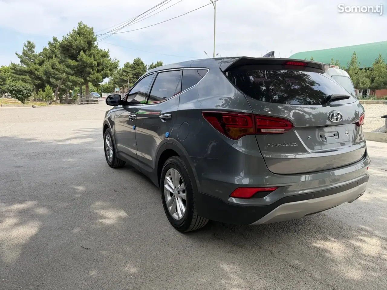 Hyundai Santa Fe 2016 · 2.0 AT