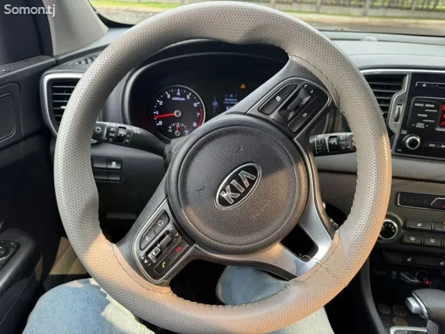 Kia Sportage 2018 · 2.0 AT