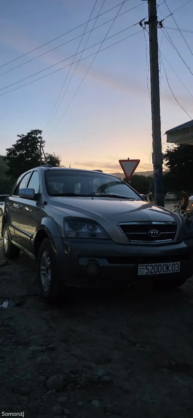 Kia Sorento 2007 · 2.0 MT