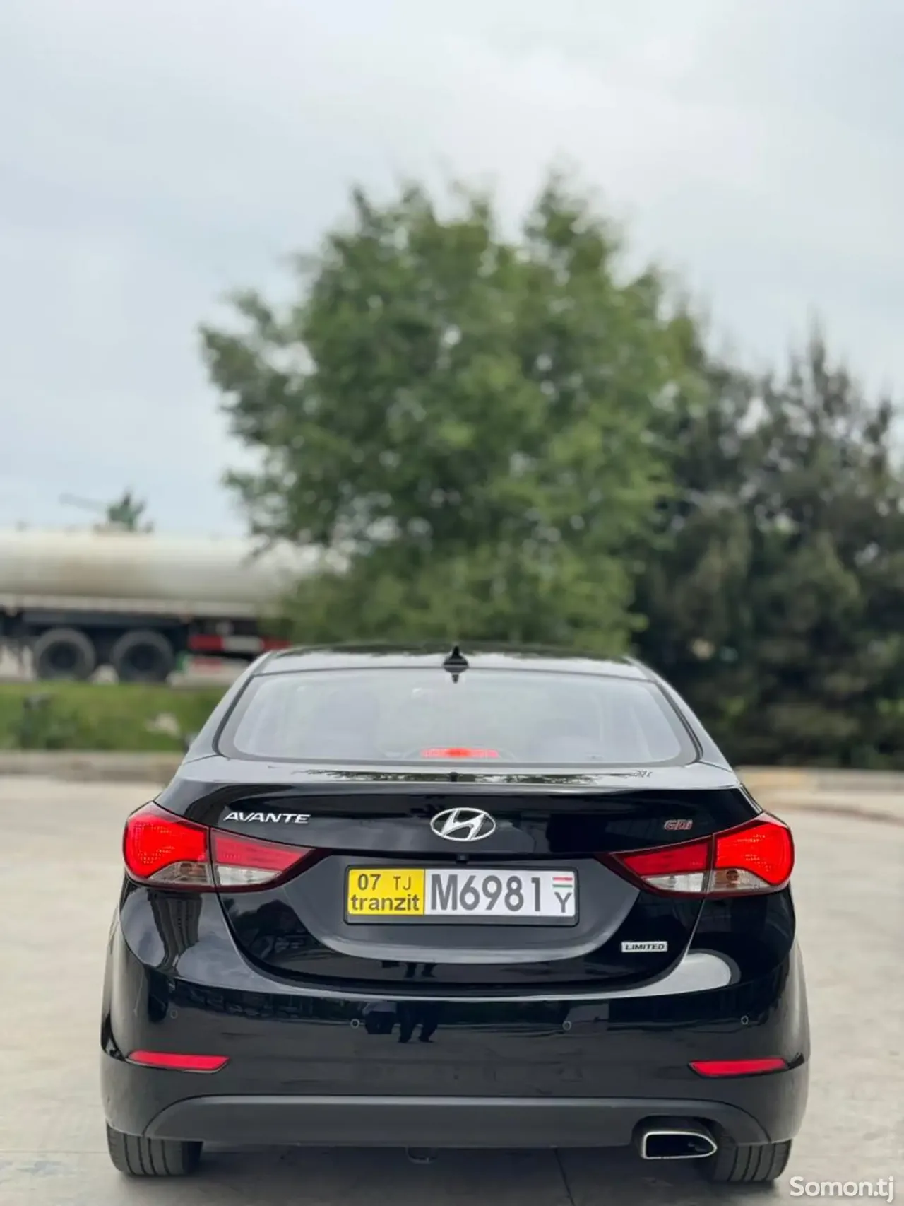 Hyundai Avante 2015 · 1.6 AT