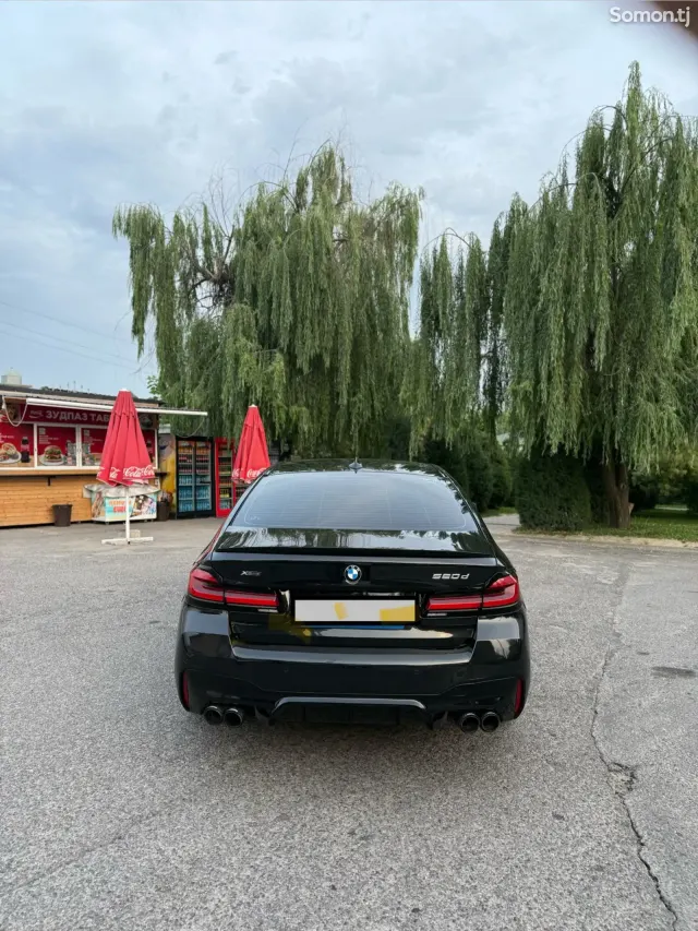 BMW 5 series 2019 · 2.0 AT