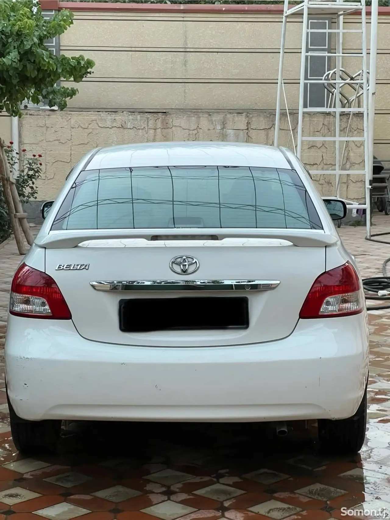 Toyota Belta 2008 · 1.1 AT