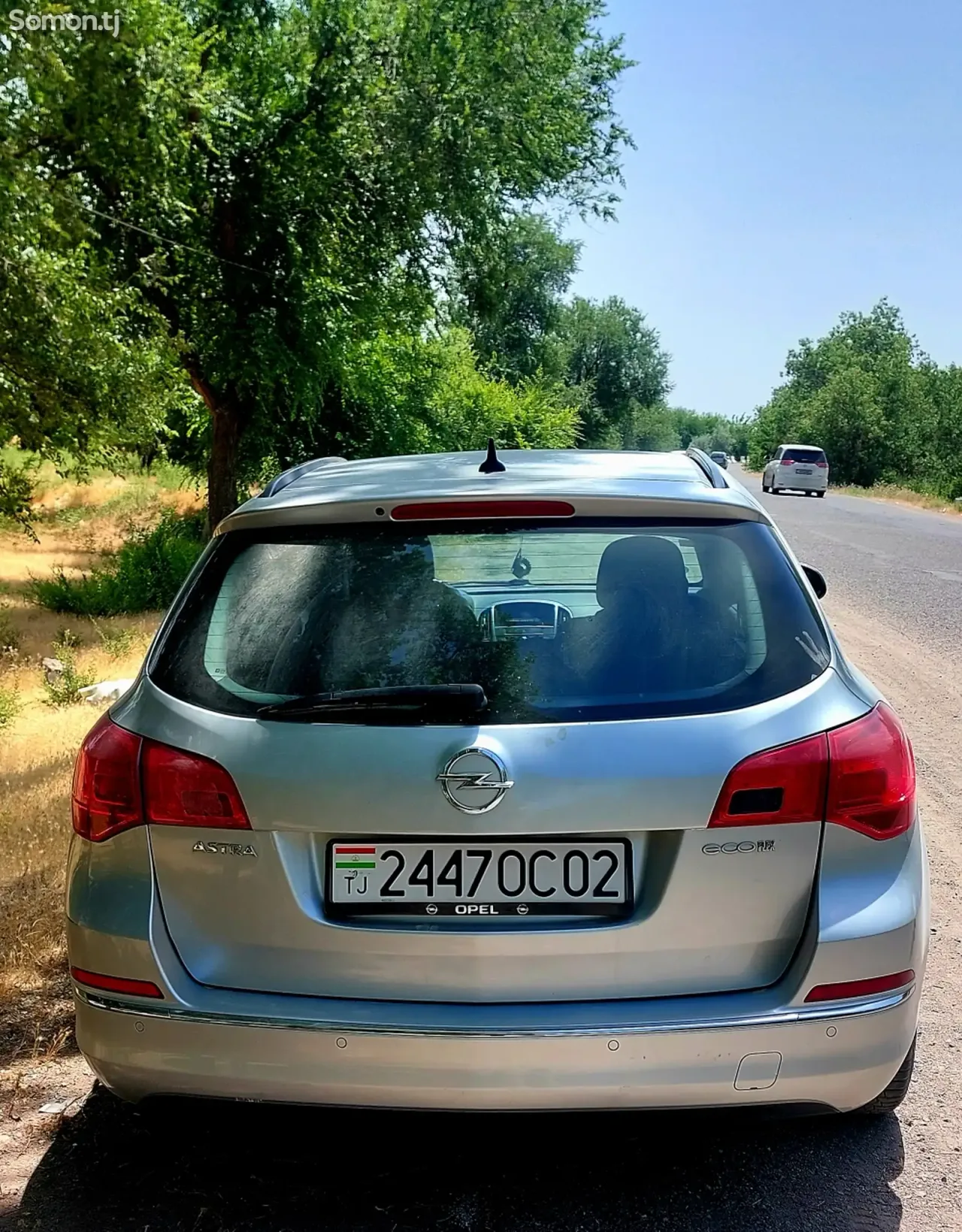 Opel Astra J 2015 · 1.6 MT