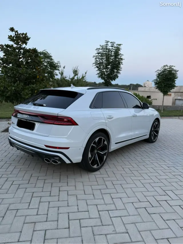 Audi Q8 2021 · 4.0 AT