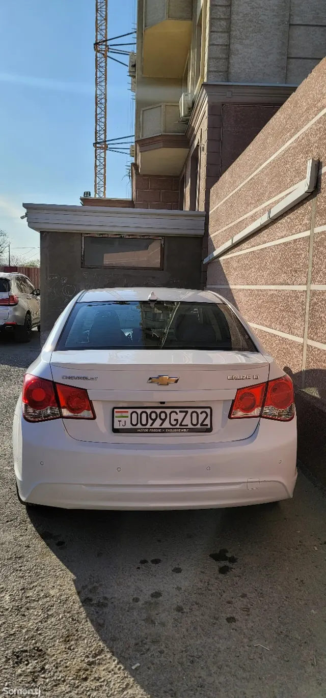 Chevrolet Cruze 2014 · 1.8 AT