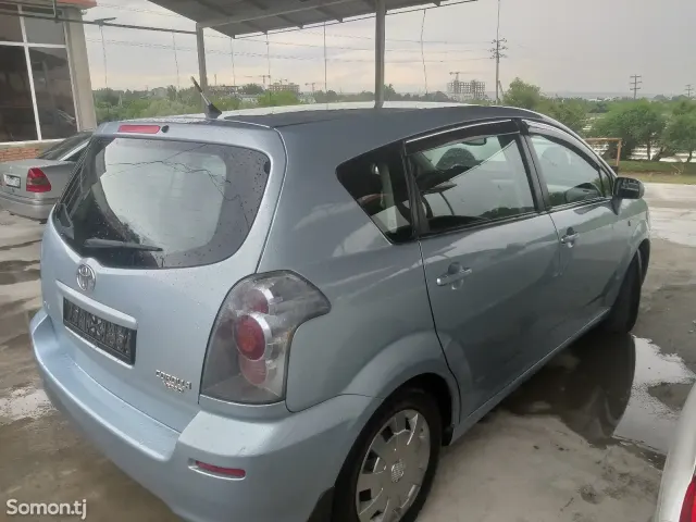 Toyota Verso 2006 · 1.8 MT