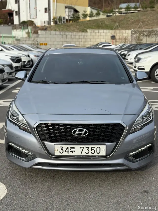 Hyundai Sonata 2016 · 2.0 AT