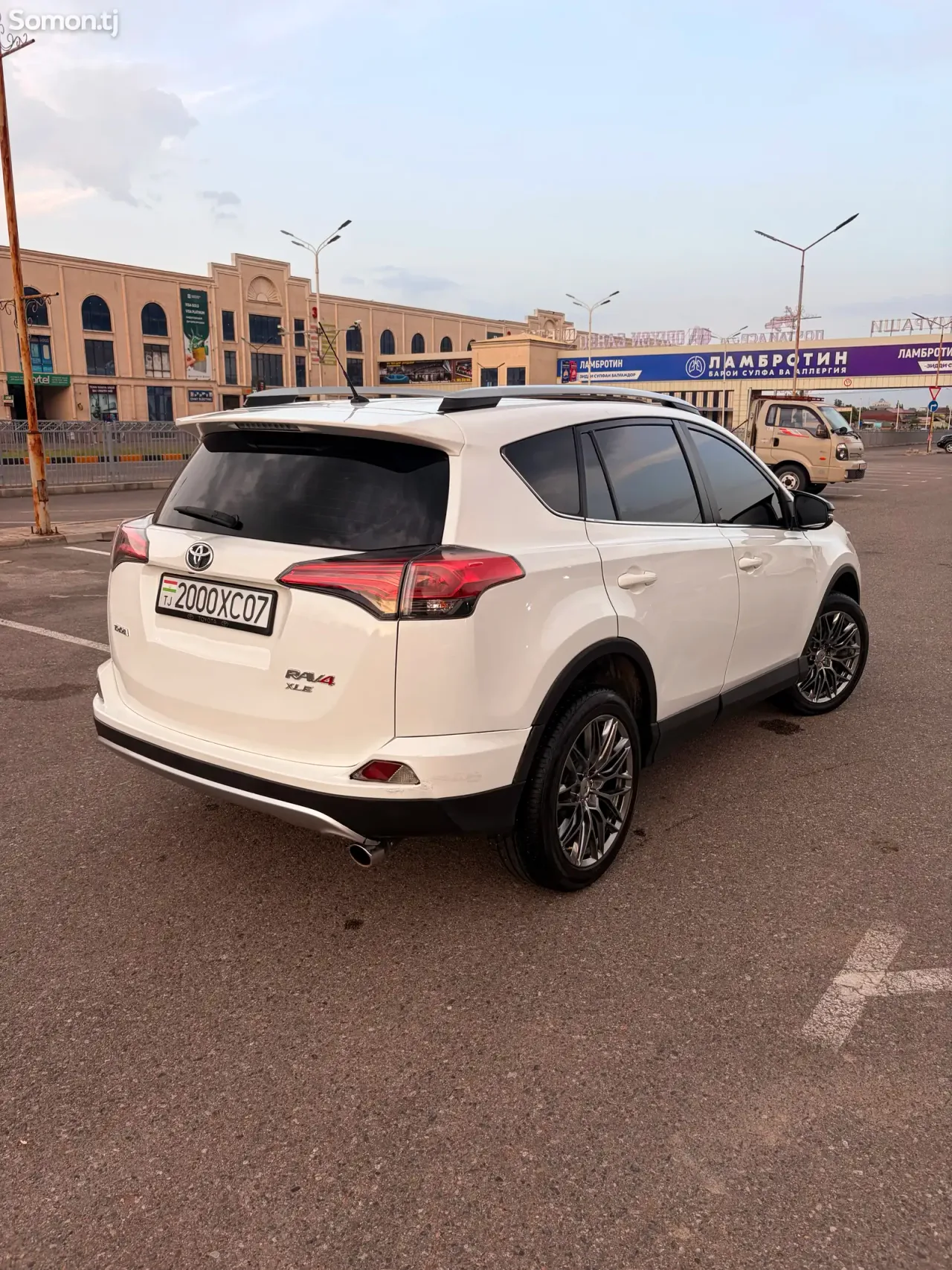 Toyota RAV 4 2014 · 2.5 AT