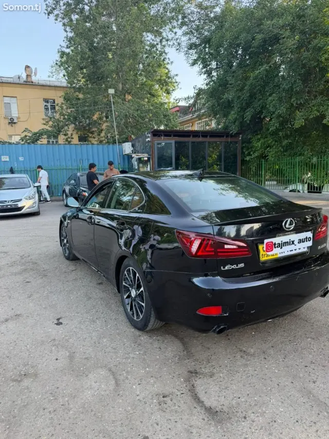 Lexus IS series 2007 · 2.5 AT