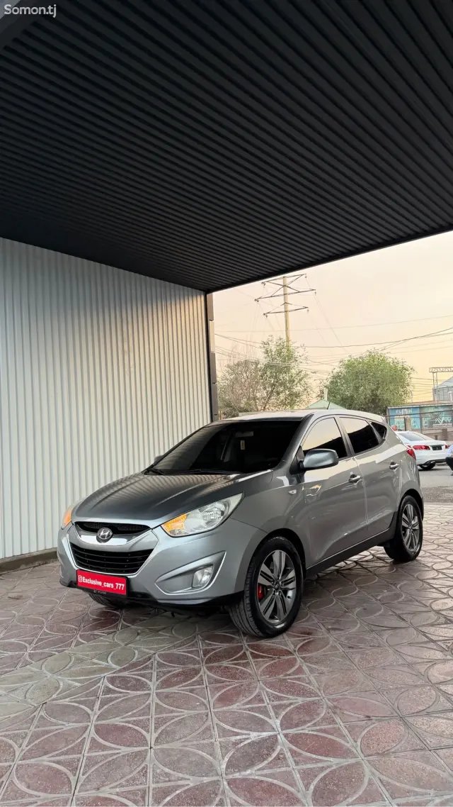 Hyundai Tucson 2010 · 2.0 AT