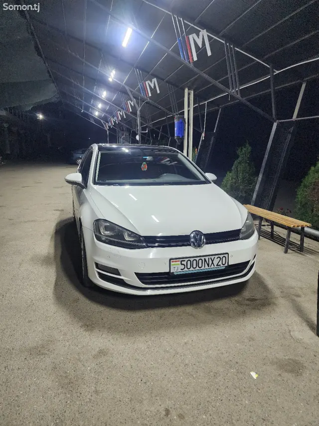 Volkswagen Golf 2015 · 2.0 AT