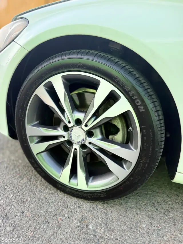 Mercedes-Benz C class 2015 · 2.0 AT