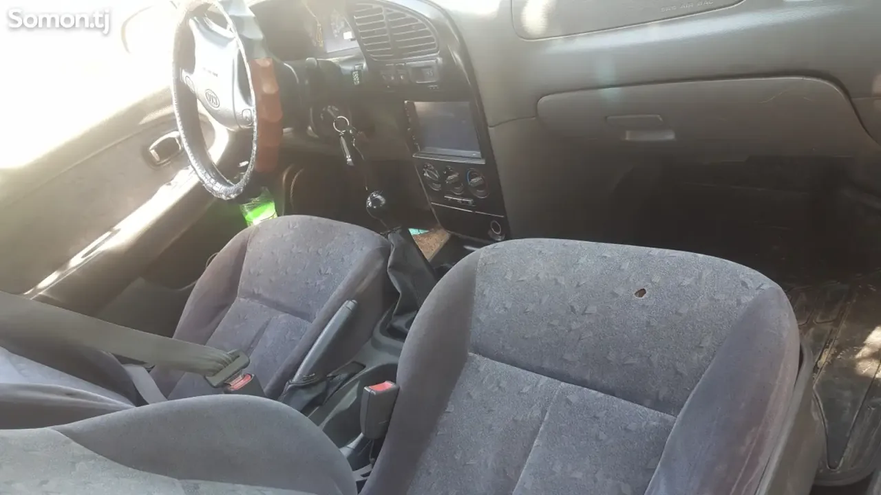 Kia Spectra 2007 · 1.6 MT
