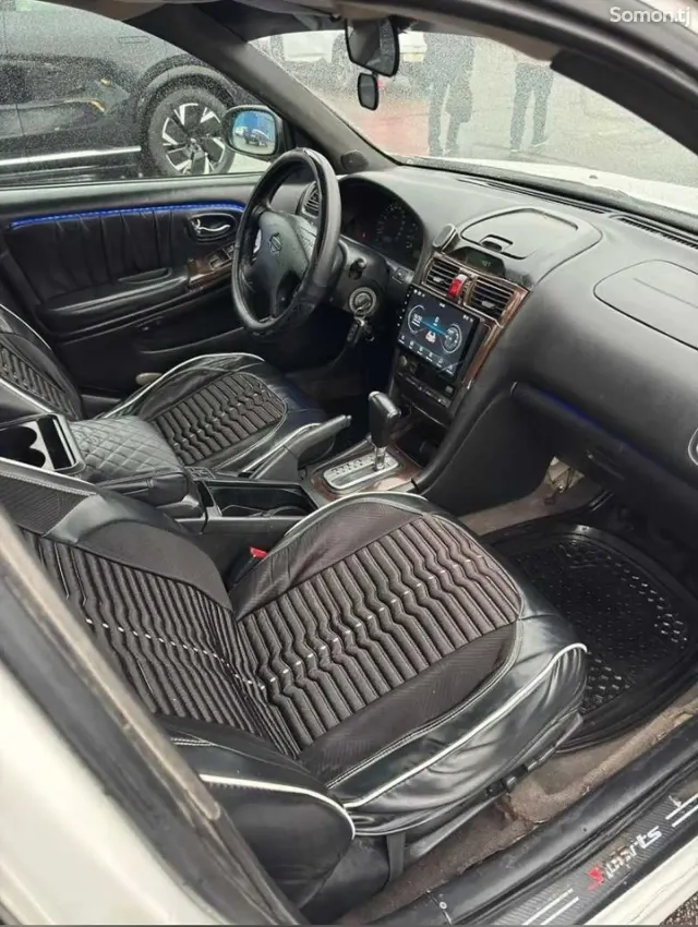 Nissan Maxima 2002 · 3.0 AT
