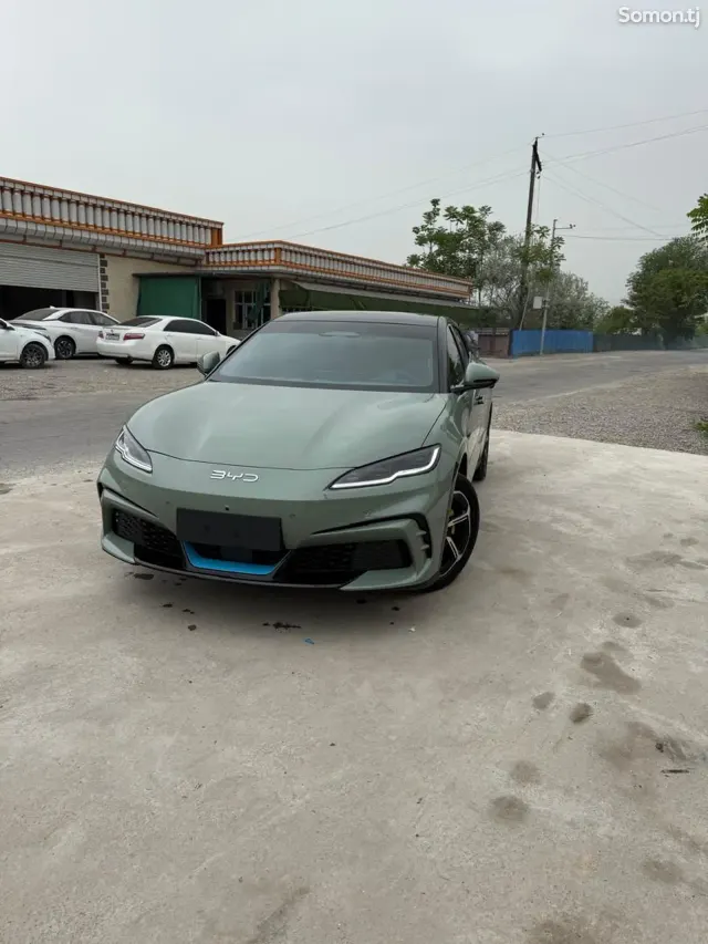 BYD Seal 2025 · AT