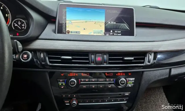 BMW X5 2014 · 3.0 AT