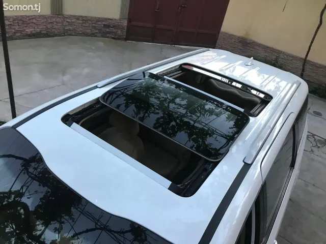 Kia Carnival 2016 · 2.2 AT