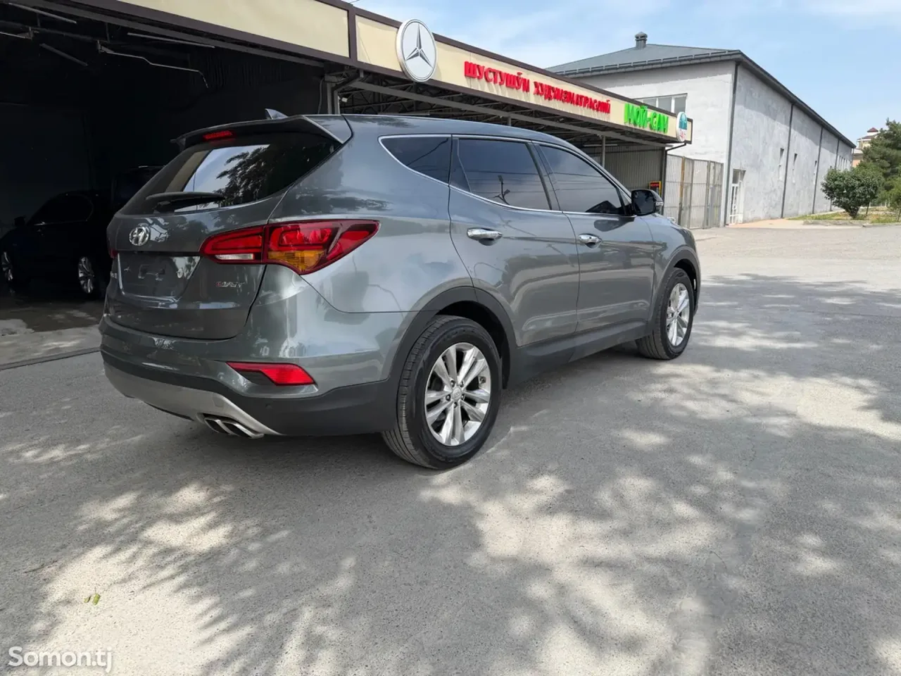 Hyundai Santa Fe 2016 · 2.0 AT